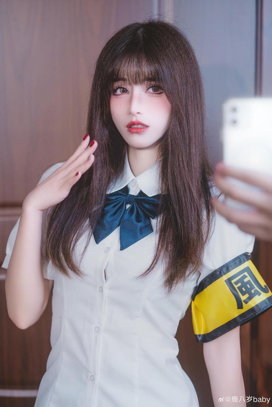 鹿八岁电竞少女cosplay现场照片曝光，撩人心弦